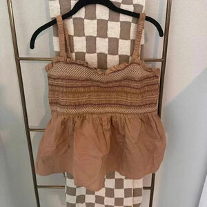 NWT Sleeveless Smocked Babydoll Top 
Old Navy